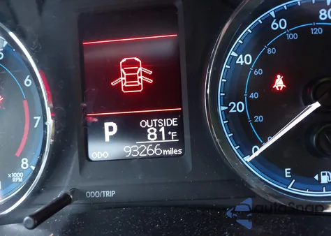 2017 Toyota Corolla Le из США, поврежденный, VIN 5YFBURHE8HP706846